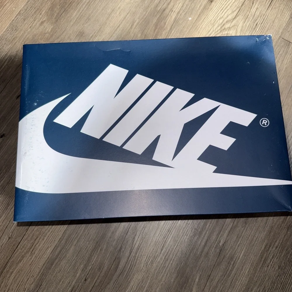 Nike Air Jordan 1 Men's Size 8.5 Retro High OG